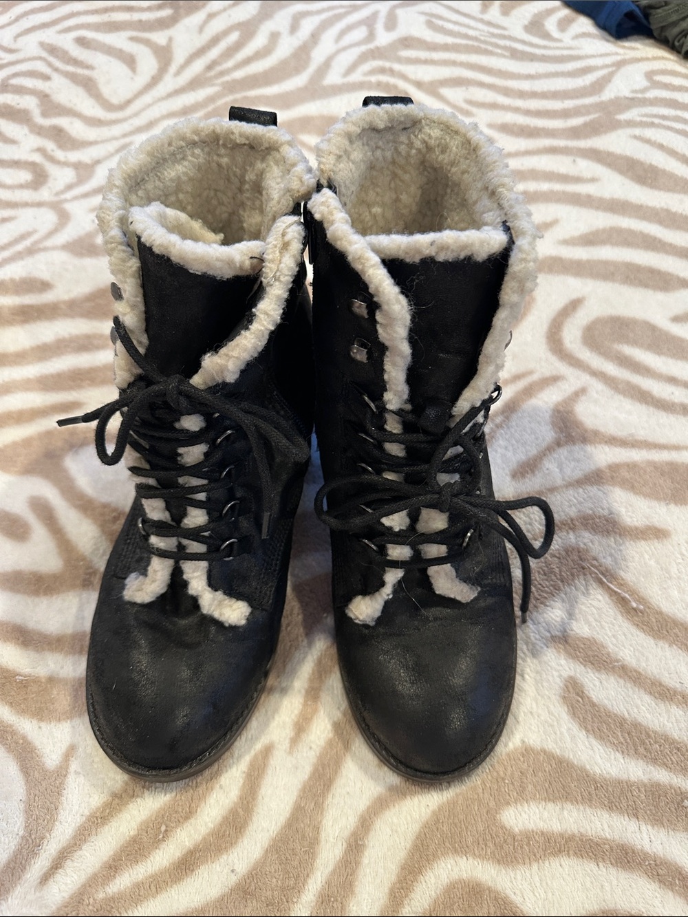 MIA Black Lace-Up Ankle Boots with Cream Faux-Shearling